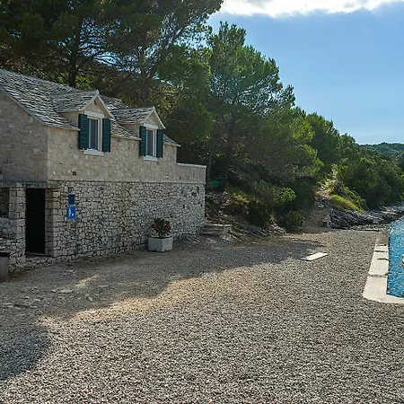 House Ana Nyaraló Pučišća