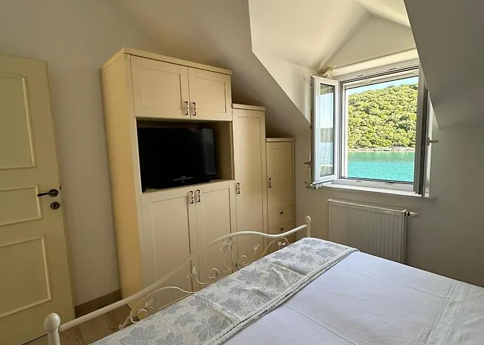 Nyaraló House Ana Pučišća