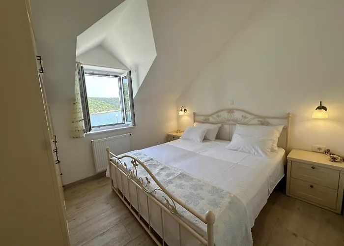 Nyaraló House Ana Pučišća